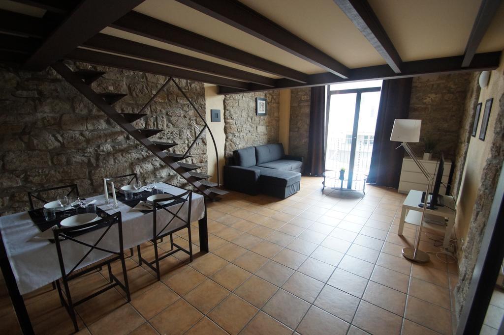 Urbi Apartments Manresa Cameră foto